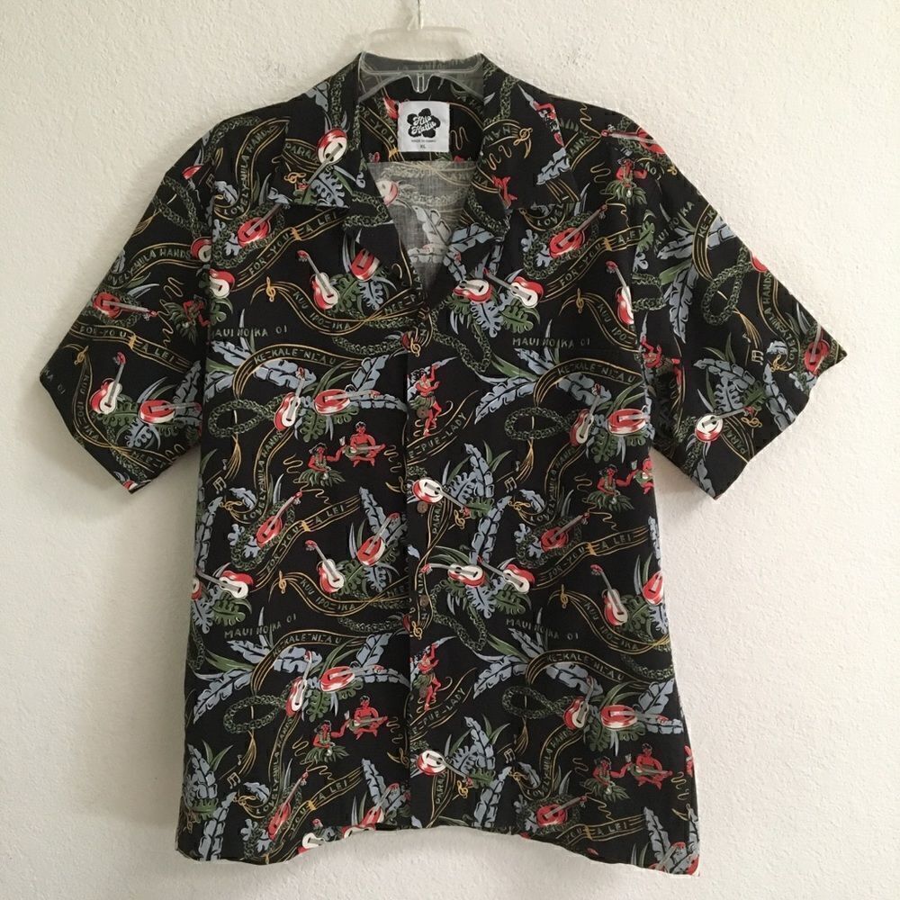 ‎Hilo Hattie Hawaiian shirt XL